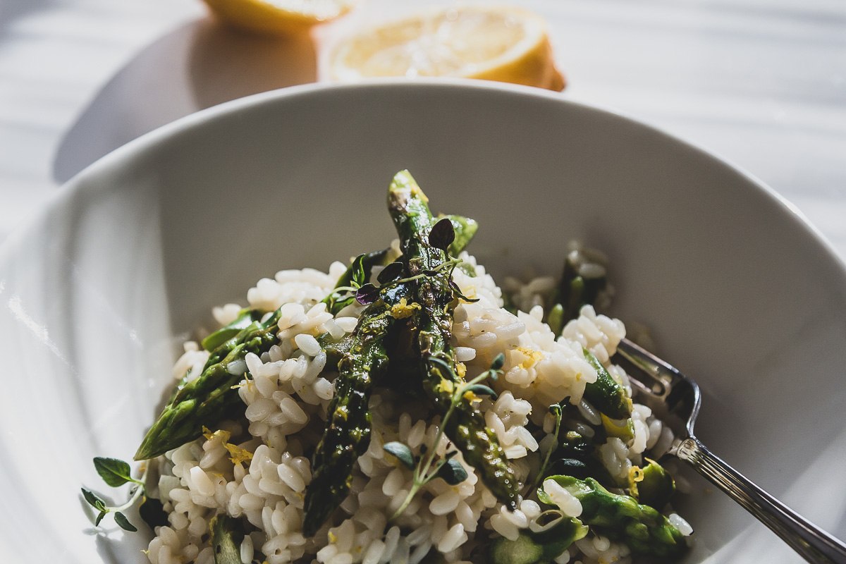 asparagus risotto on a plate | sultryvegan.com